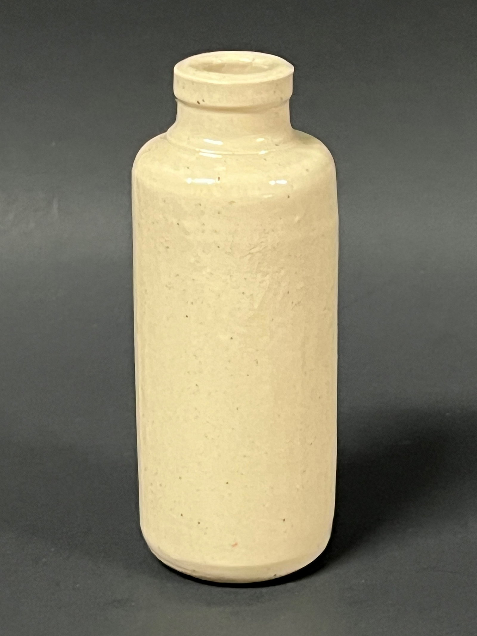 Chinese Art Porcelain Snuff Bottle - 3