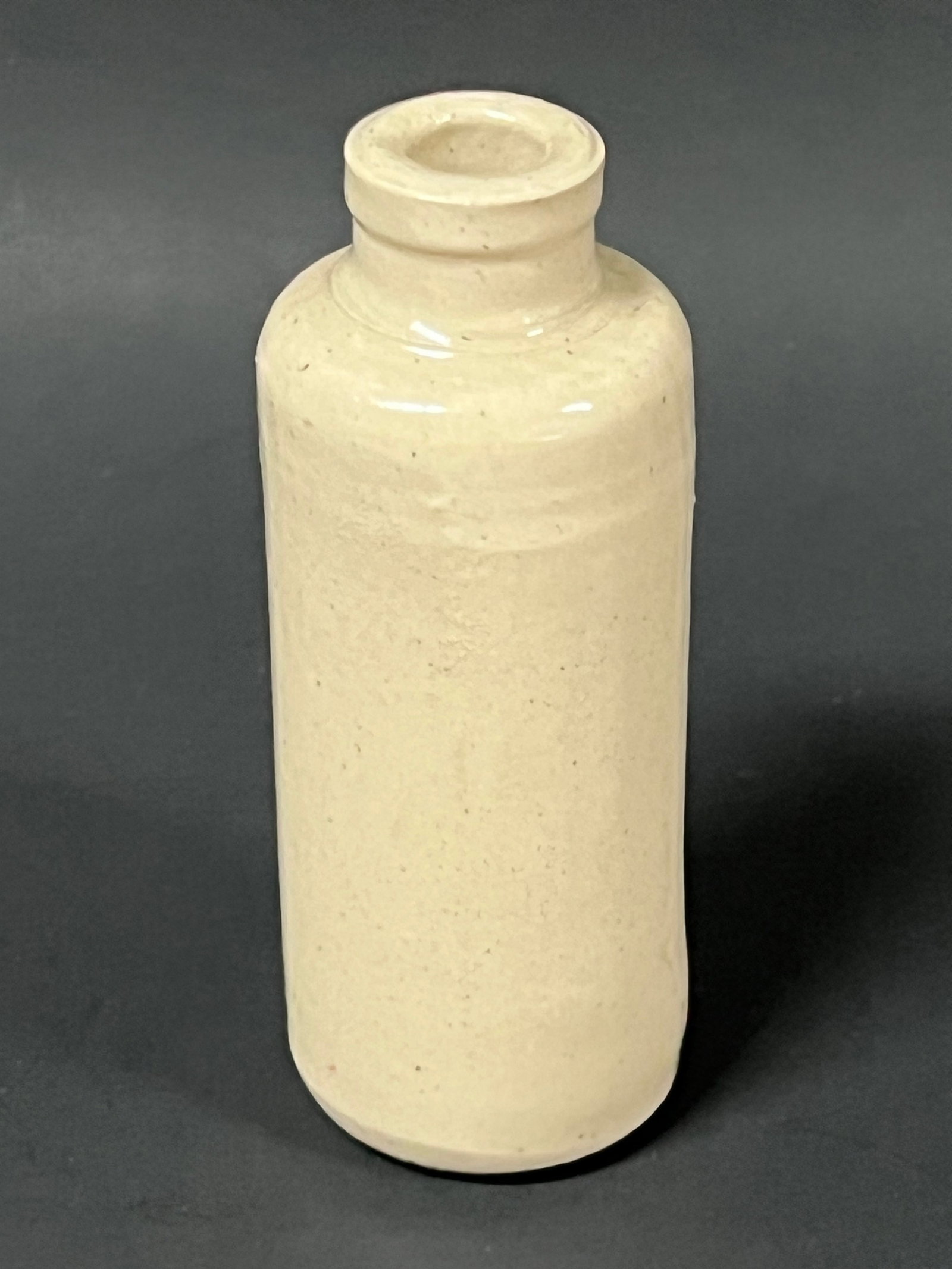 Chinese Art Porcelain Snuff Bottle - 4