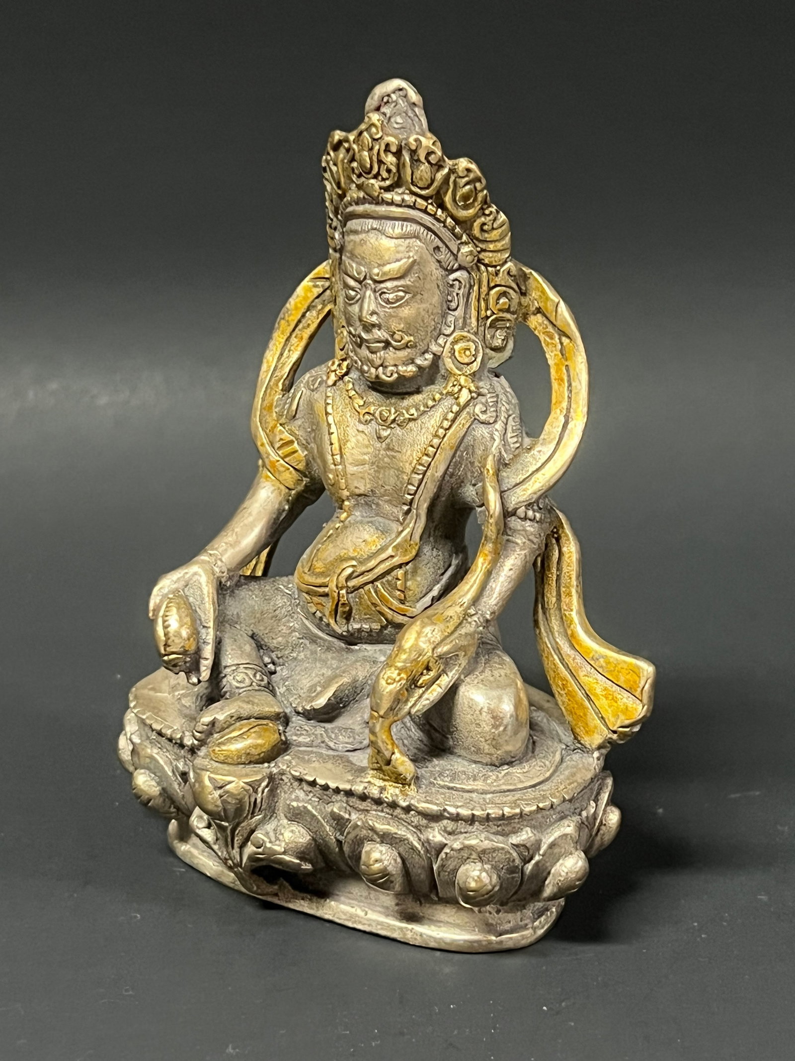 Chinese Art Bronze Buddha Statue - 2