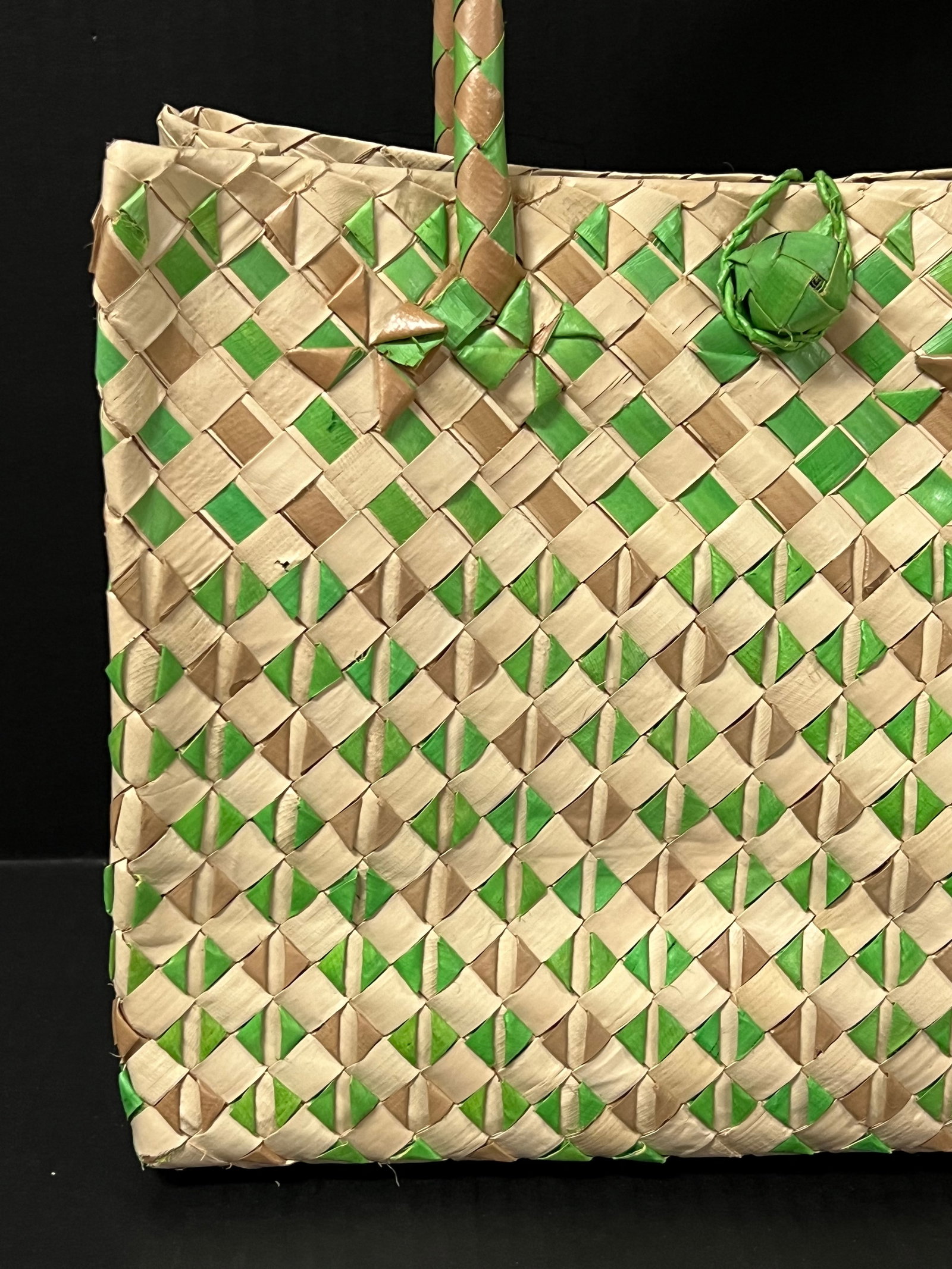 Handwoven Dried Abaca Leaves Handbag - 5
