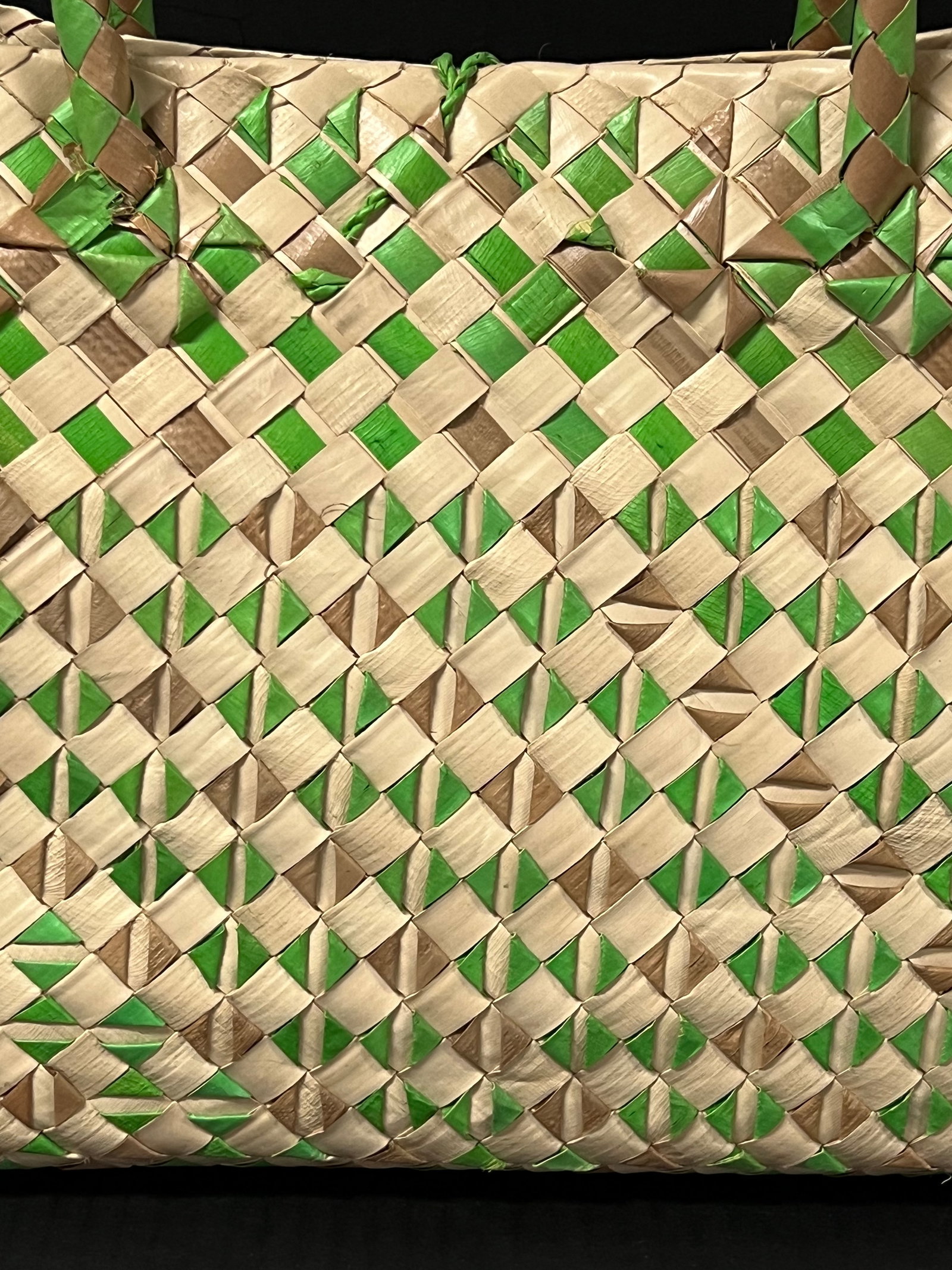 Handwoven Dried Abaca Leaves Handbag - 9