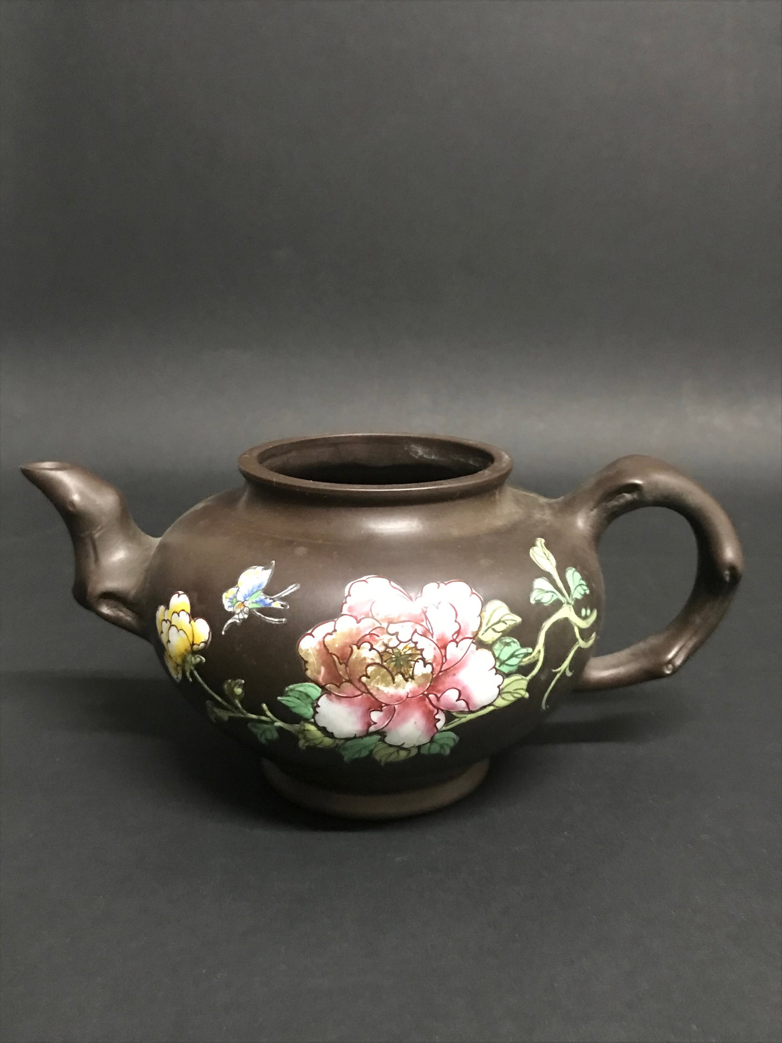 Chinese Art Yixing Clay Tea Pot No Cover (1 of 7)