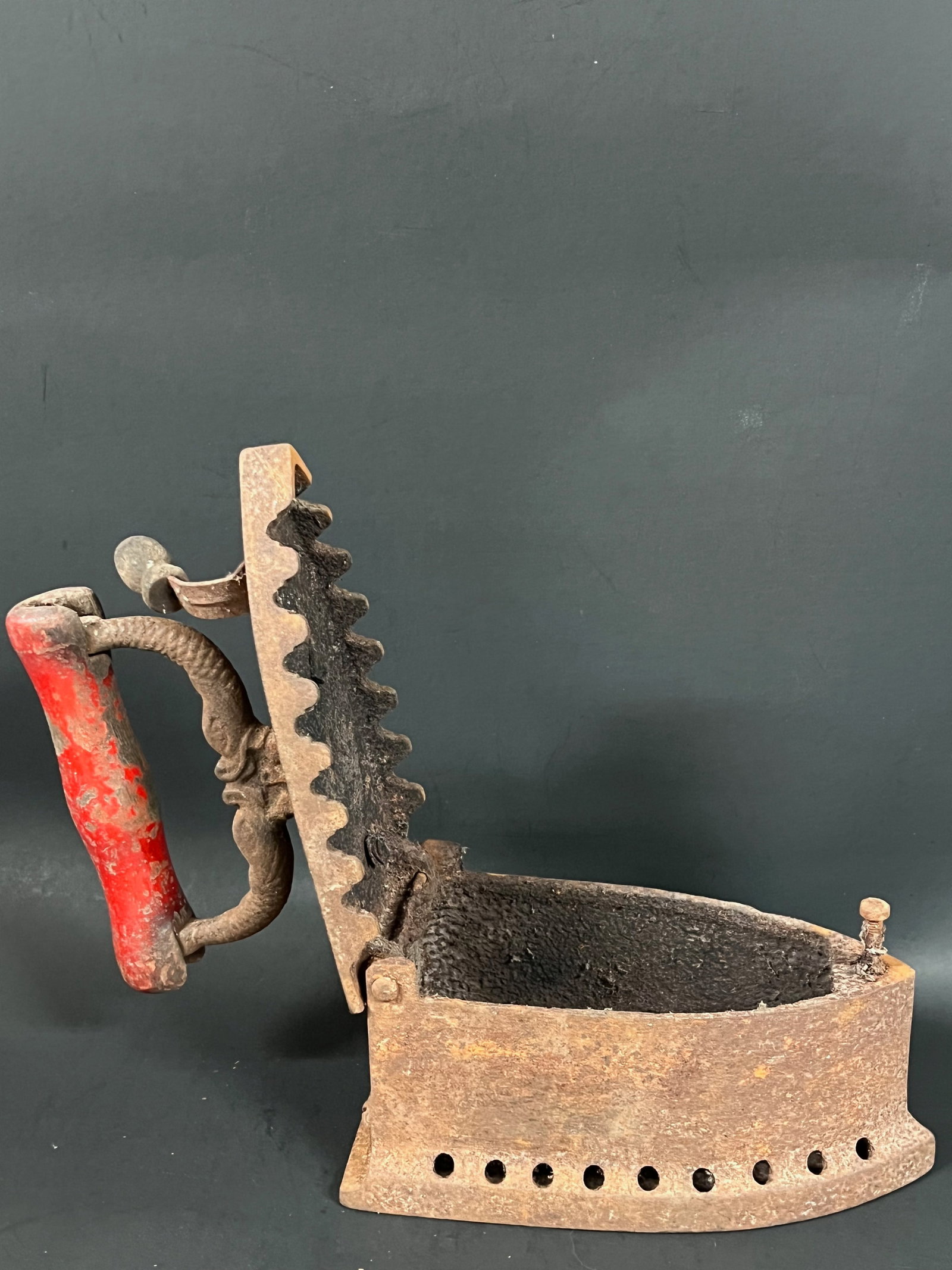 Vintage Metal Iron - 6