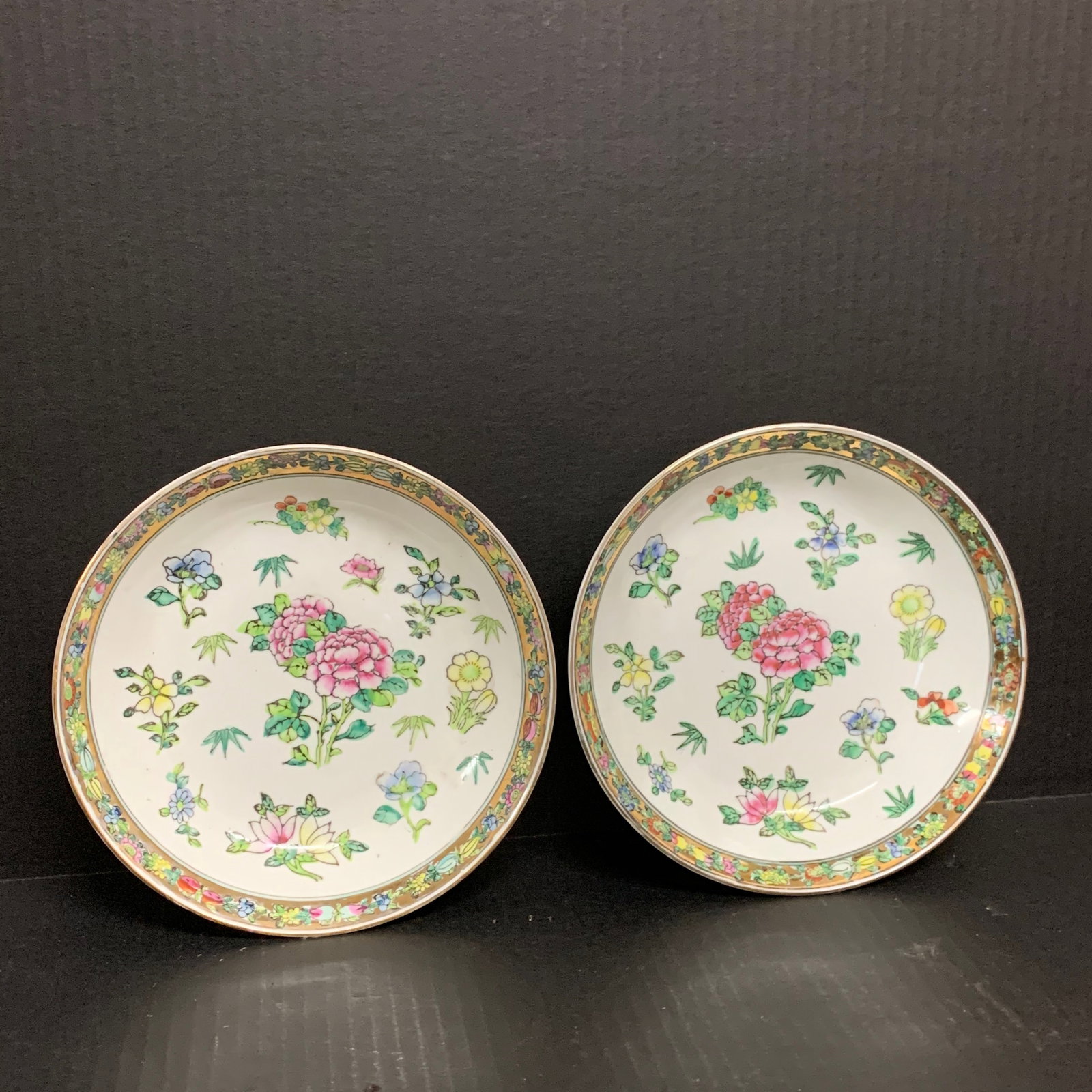 Pair of Chinese Porcelain Bowl - 3