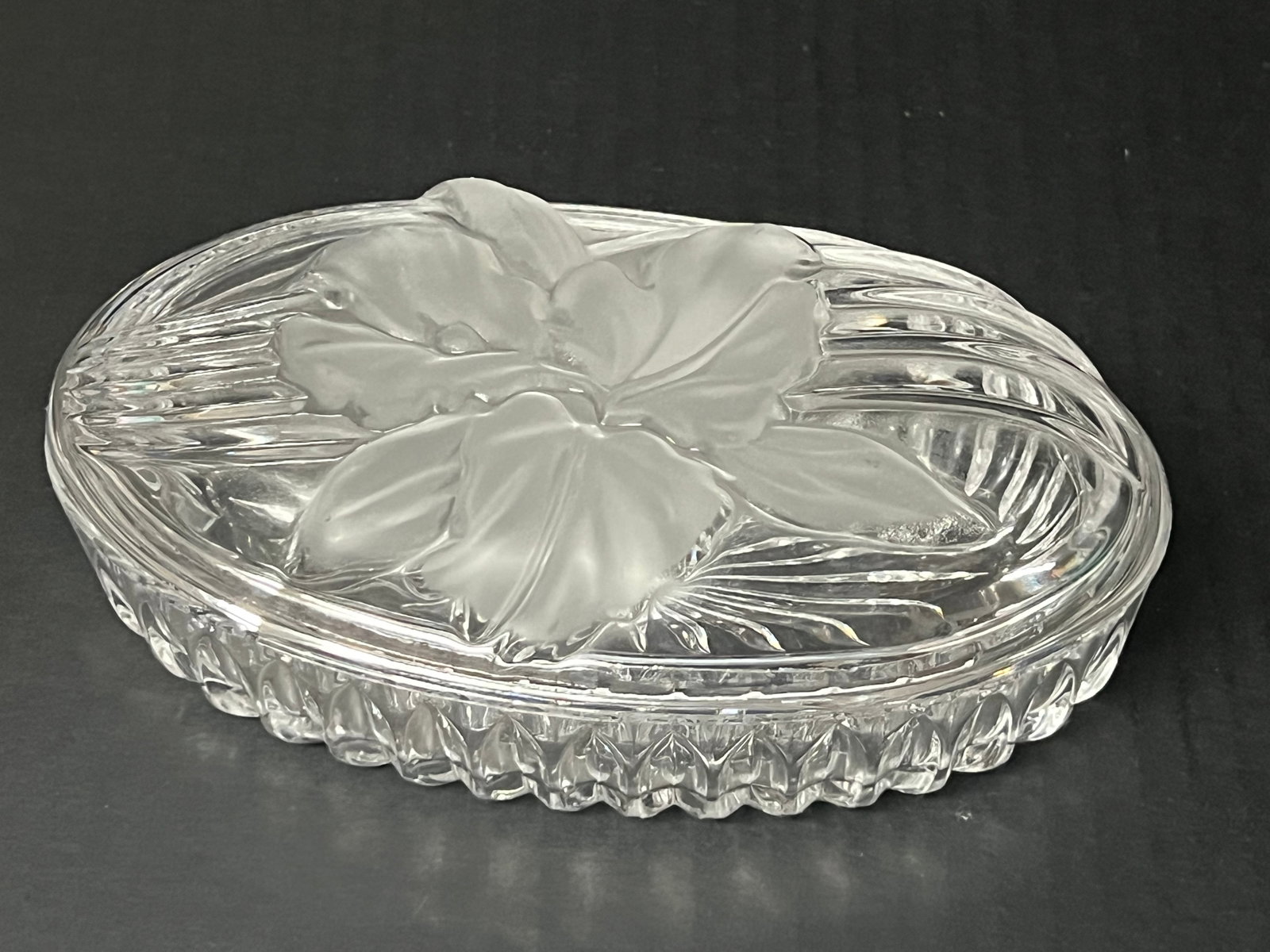 Decorative Art Glass Jewelry Box - 7