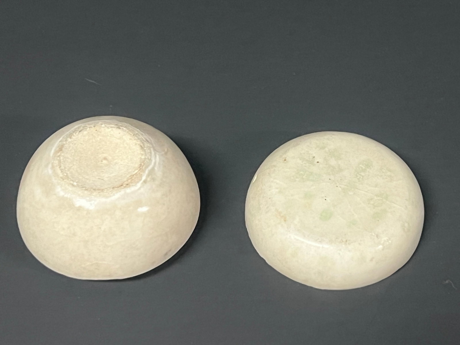 Chinese Art Porcelain Pill Box - 5