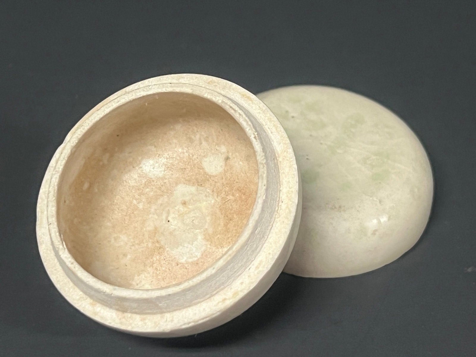 Chinese Art Porcelain Pill Box - 6
