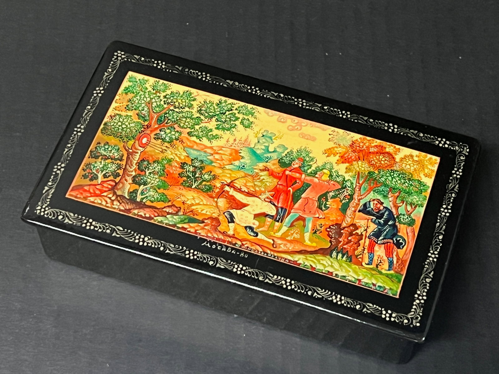 Russian Art Lacquered Box - 4