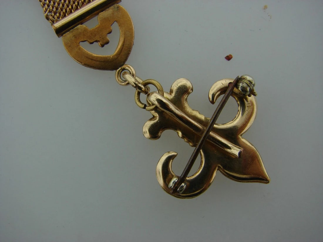 VICTORIAN ANTIQUE C.1900 GOLD PLATED FOB FLEUR DE LIS BROOCH PIN - 6
