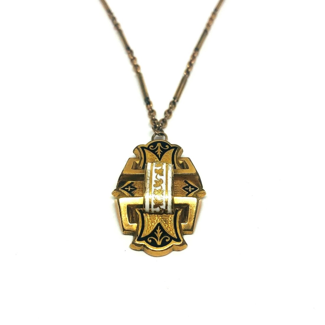 VICTORIAN Yellow Gold Filled Enamel Pendant Watch Chain Necklace: Title: VICTORIAN Yellow Gold Filled Enamel Pendant Watch Chain Necklace Description: KG JUT VICTORIAN Yellow Gold-Filled Enamel Pendant Watch Chain Necklace Material: Gold- Filled Measurements: the pe
