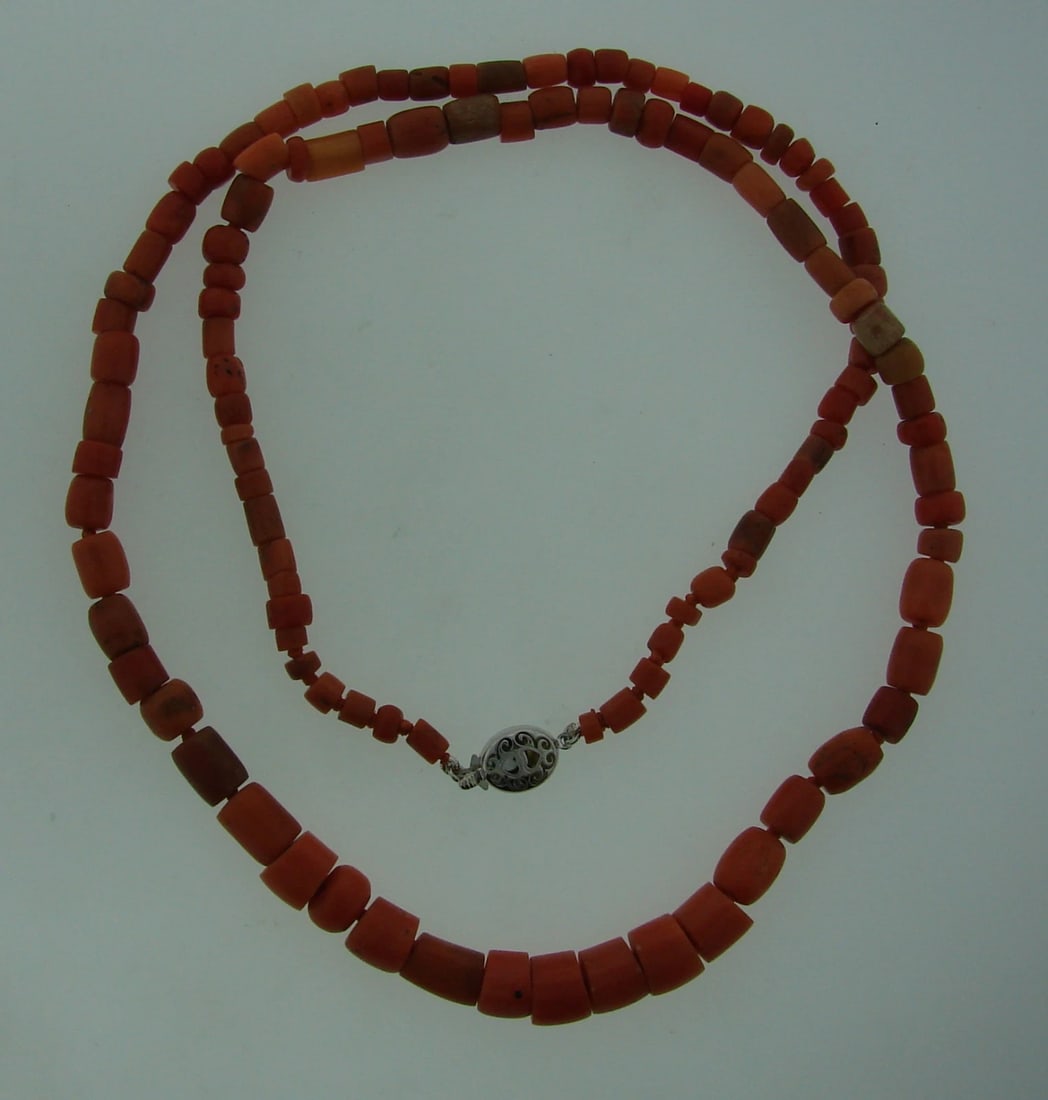 VINTAGE CORAL STRAND NECKLACE 925 STELRING SILVER CLASP - 2