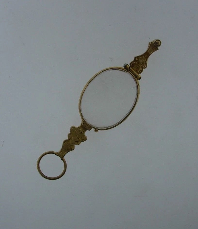 WOW Victorian 14k Yellow Gold Lornette Circa 1900s!: Title: WOW Victorian 14k Yellow Gold Lornette Circa 1900s! Description: 191 South Beverly Drive Beverly Hills, CA 90212 DK 14k Yellow Gold Lornette Circa 1900s! This wonderful lornette is one of a