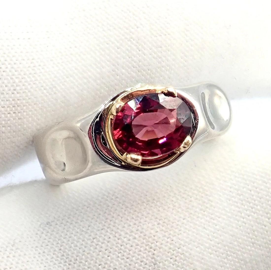 Tiffany & Co. Platinum 18k Yellow Gold Picasso Pink Tourmaline Groove Ring - 9