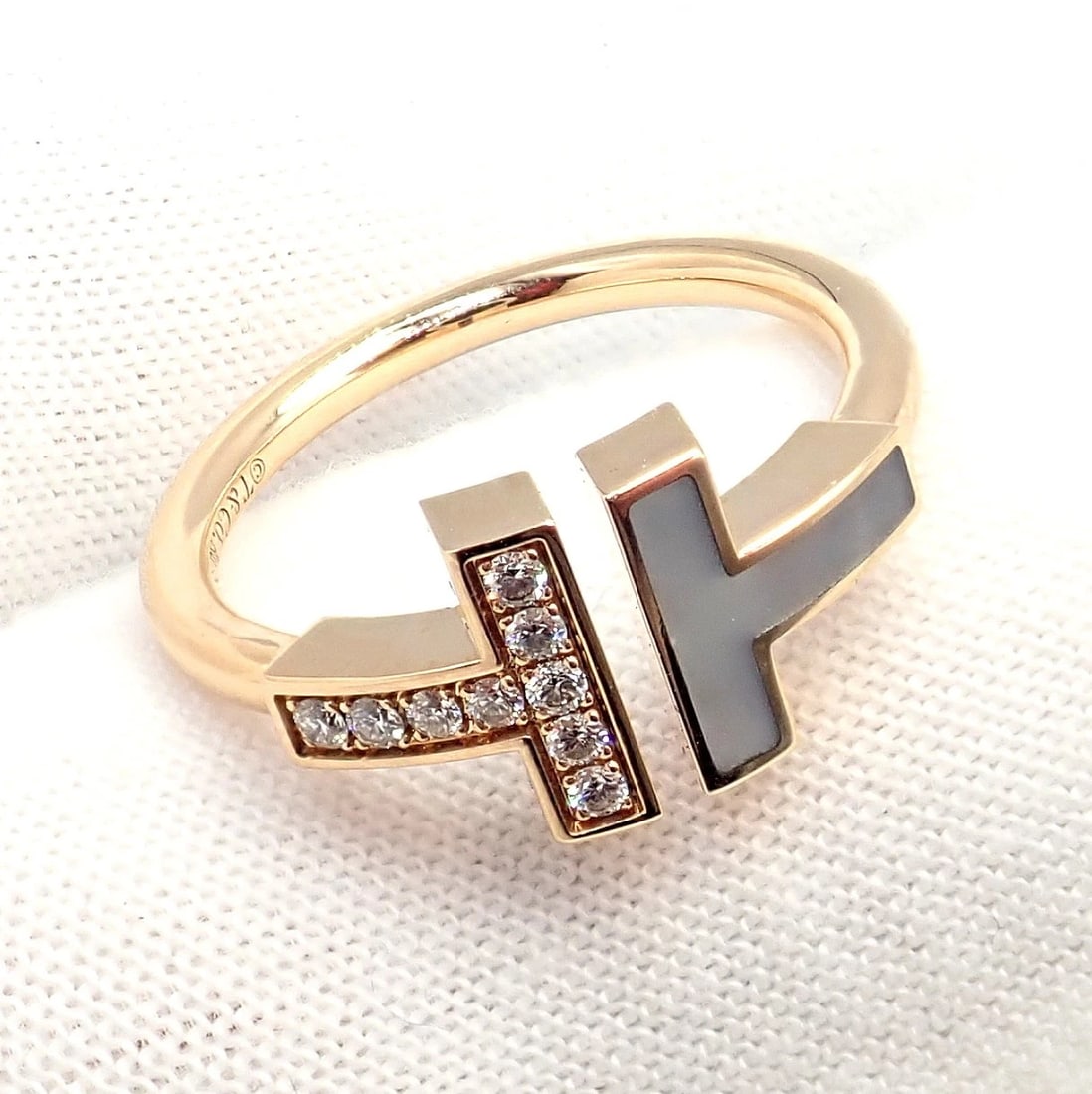 Authentic Tiffany & Co. 18k Yellow Gold Diamond Mother of Pearl T Wire Ring sz 6 - 7