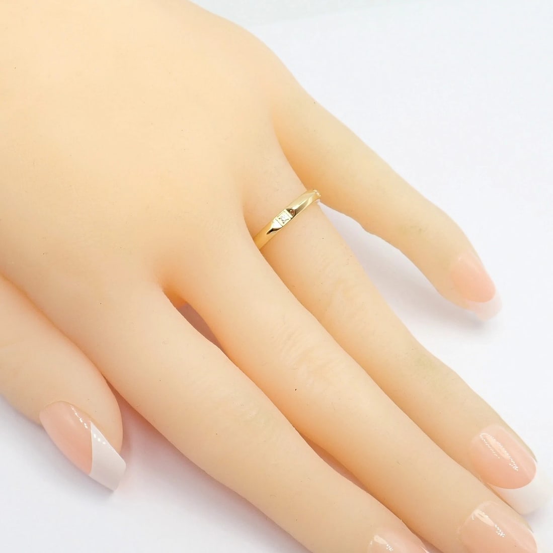 Authentic! Tiffany & Co. 18k Yellow Gold Diamond True 2.5mm Band Ring sz 6 - 8