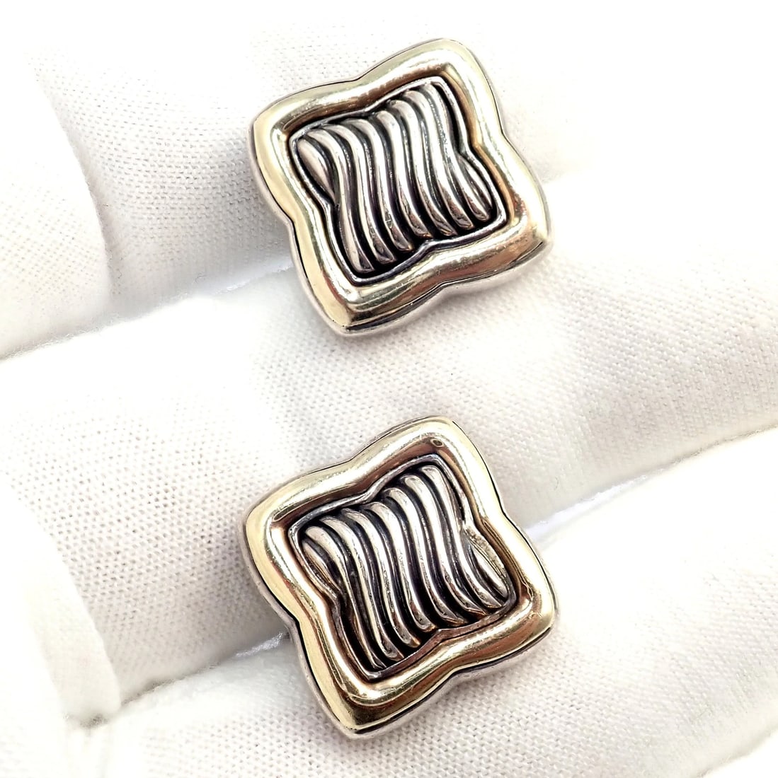 Authentic! David Yurman DY Silver 18k Yellow Gold Large Quatrefoil Cufflinks - 8