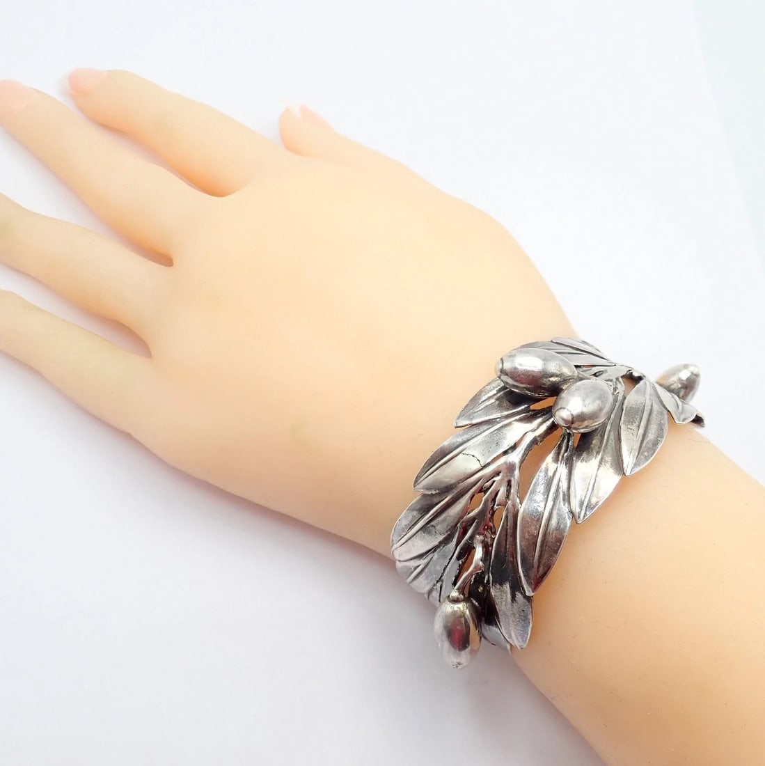 Rare! Vintage Mario Buccellati Silver Olive Leaf Branch Cuff Bracelet - 6