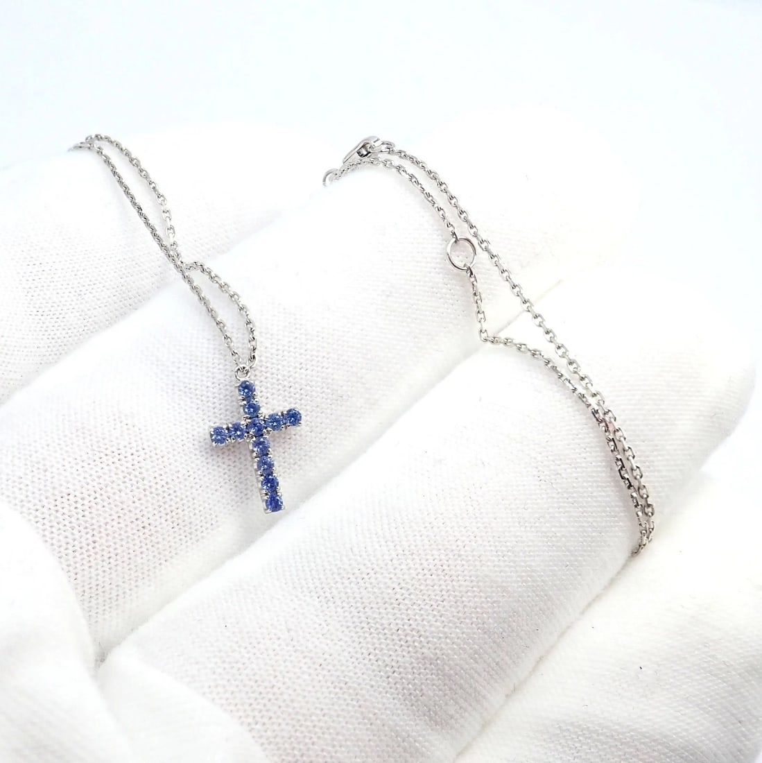 Authentic! Cartier 18k White Gold Sweet Cross Blue Sapphire Pendant Necklace - 3