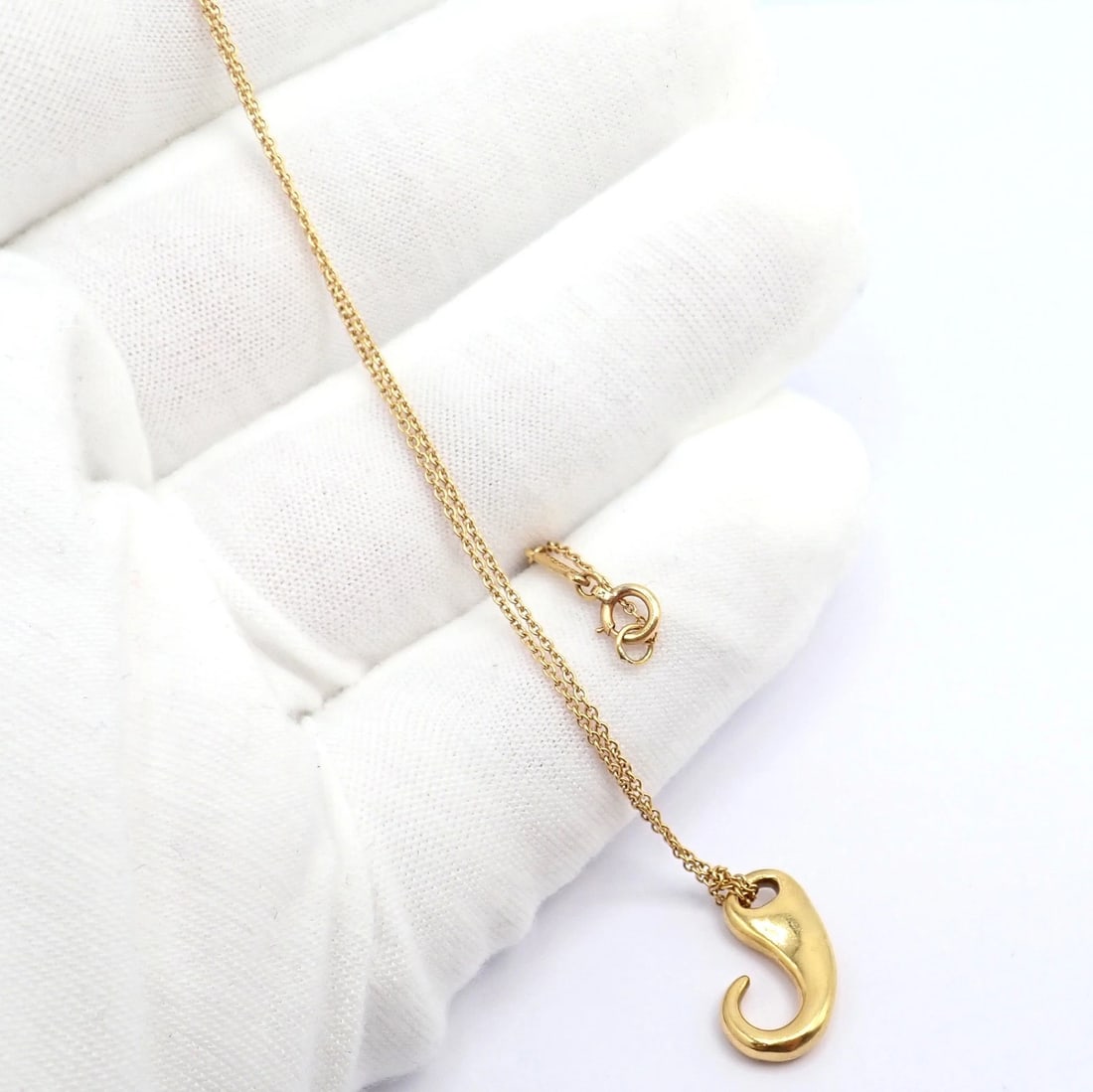 Vintage! Tiffany & Co Peretti 18k Gold Fish Hook Nautical Horn Pendant Necklace - 10