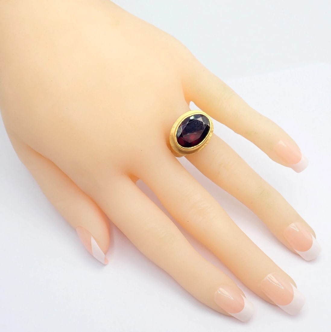 Authentic! Yossi Harari Hammered 24k Yellow Gold Large Garnet Ring sz 7 - 4