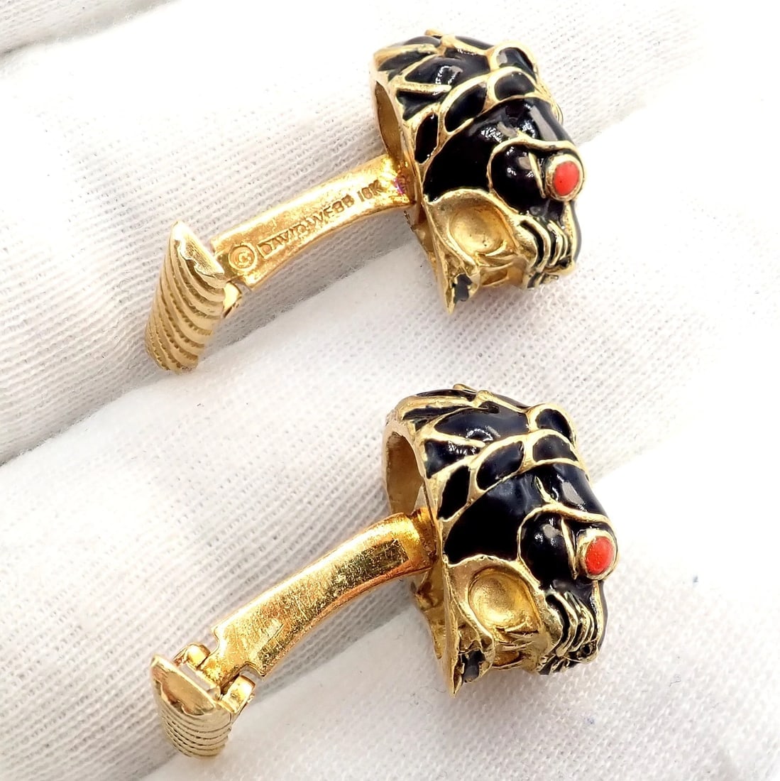 Vintage! David Webb 18k Yellow Gold Black Enamel Lion Cufflinks - 6