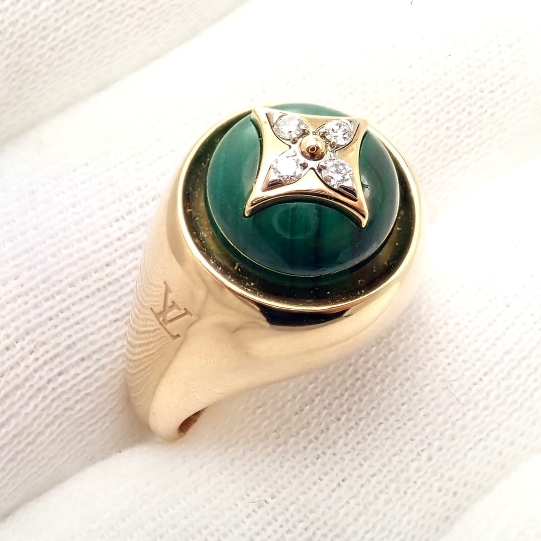 Authentic Louis Vuitton LV 18k Yellow Gold Diamond Malachite Blossom Signet Ring - 4