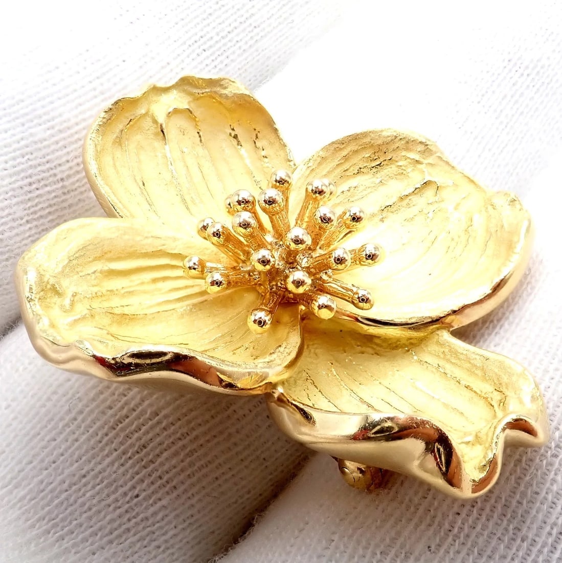 Authentic! Tiffany & Co. 18k Yellow Gold Dogwood Flower Pin Brooch - 3