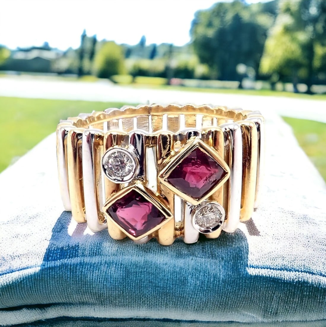 Rare! Authentic Van Cleef & Arpels 18k Yellow + White Gold Diamond Ruby Ring (1 of 11)