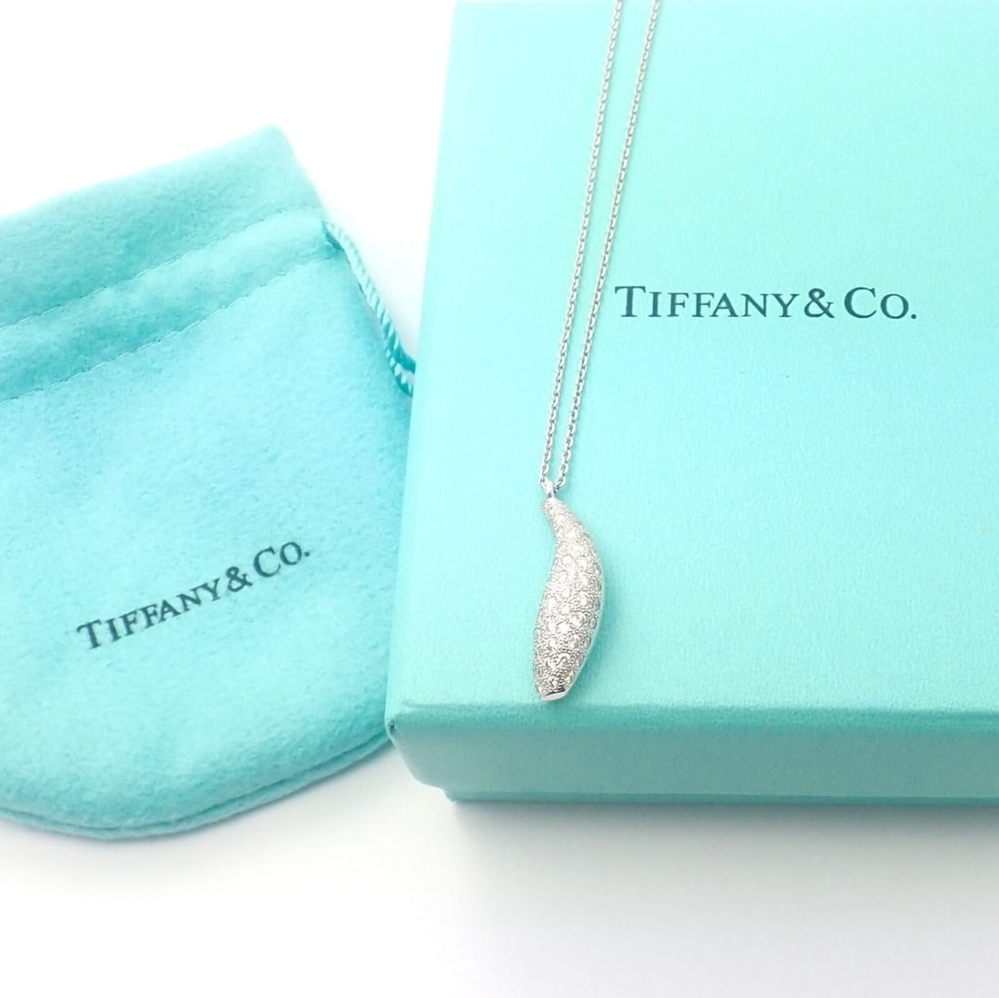 Authentic! Tiffany & Co 18k White Gold Frank Gehry Diamond Fish Necklace - 2