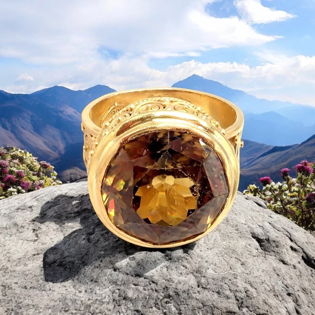 Vintage! Carolyn Tyler 22k Yellow Gold Seven Seas Large Citrine Ring (1 of 9)