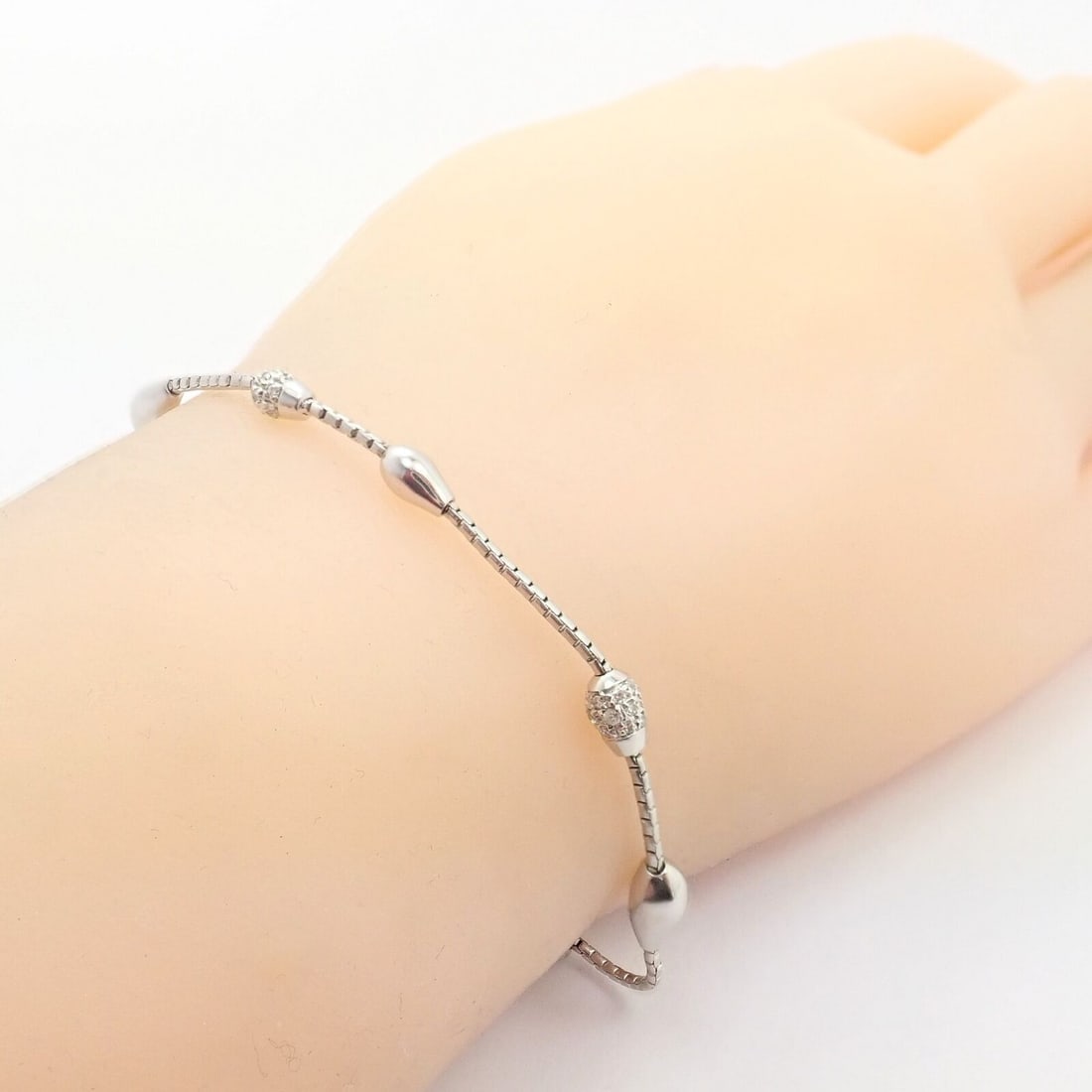 Rare Authentic H. Stern 18k White Gold Diamond Teardrop Bracelet - 7