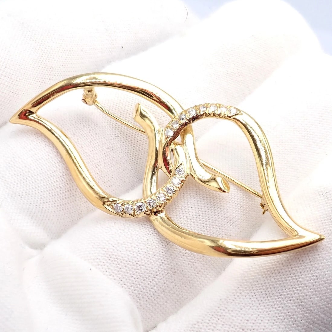 Authentic! Tiffany & Co 18k Yellow Gold Diamond Two Leaf Twin Brooch Pin 1987 - 6