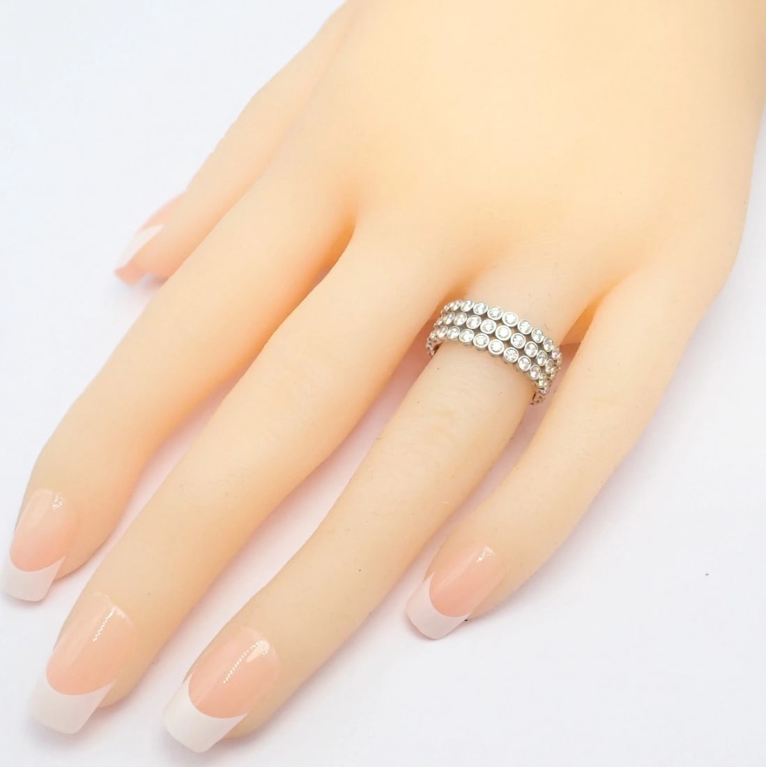 Authentic! Tiffany & Co Platinum Diamond Three Row Jazz Band Ring Size 6 - 9