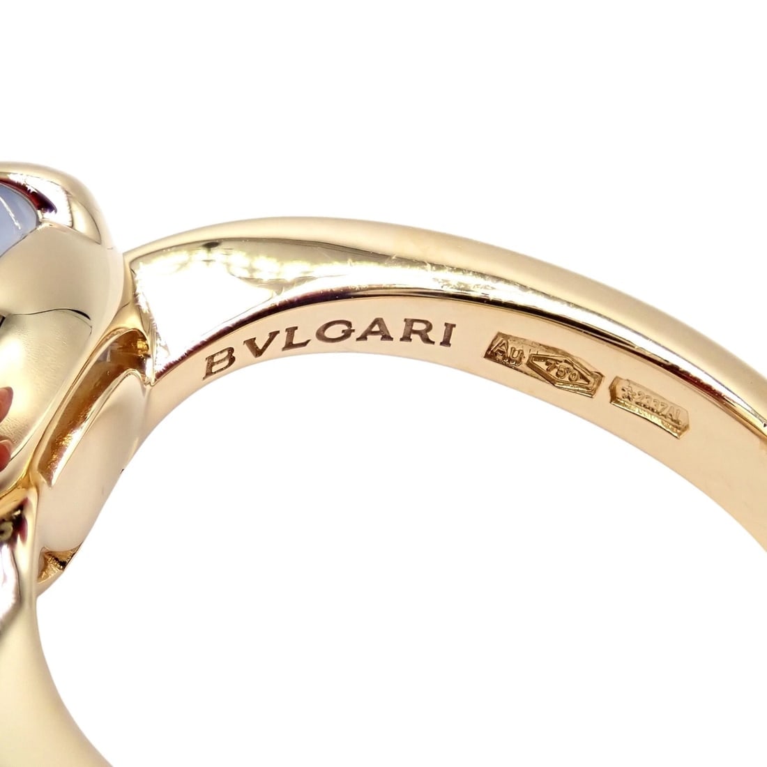 Authentic! Bulgari 18k Yellow Gold Mediterranean Eden Chalcedony Ring Size 5.75 - 7