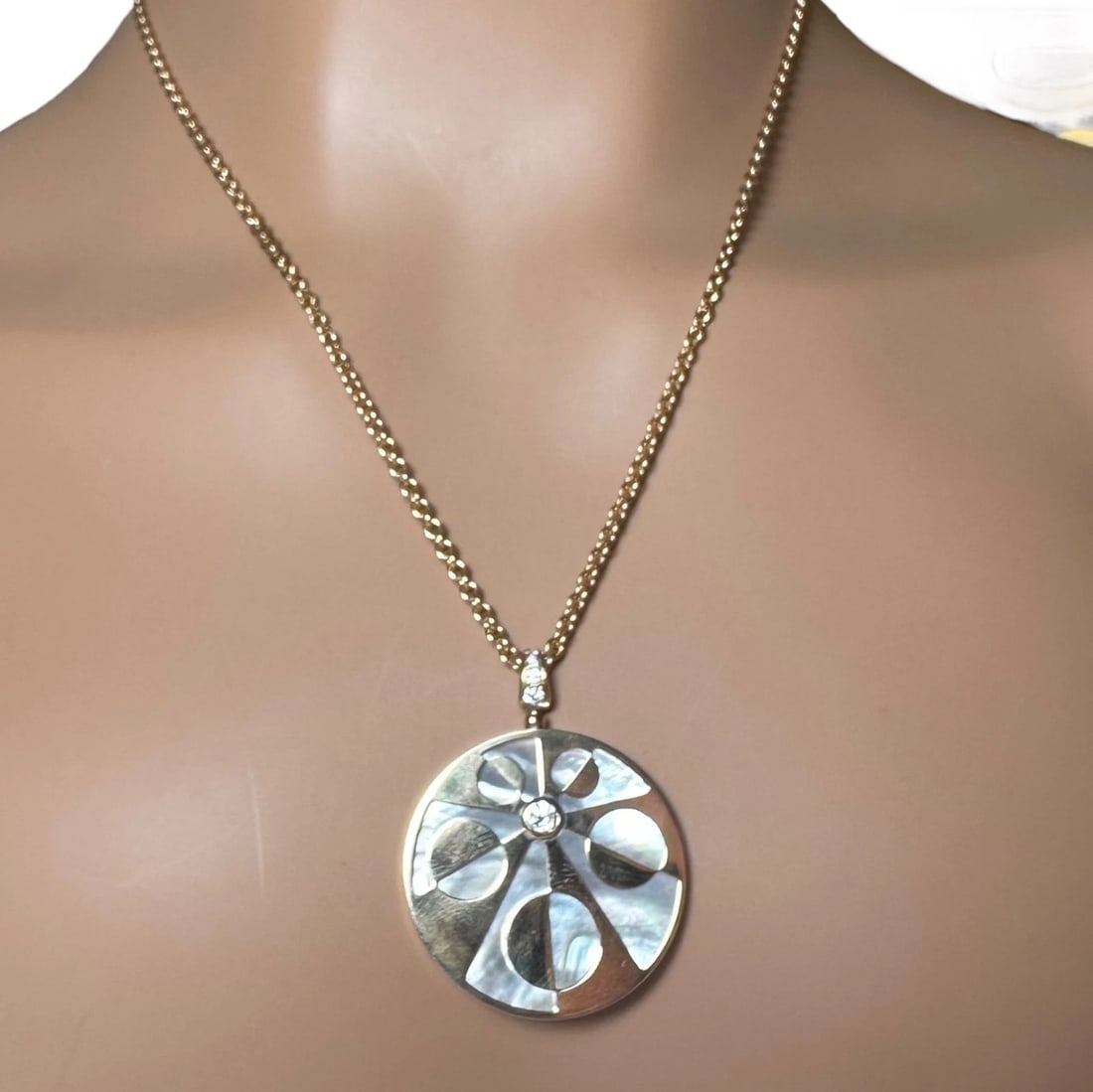 Rare! Bvlgari Bulgari Intarsio 18k Rose Gold Diamond Mother of Pearl Necklace - 4