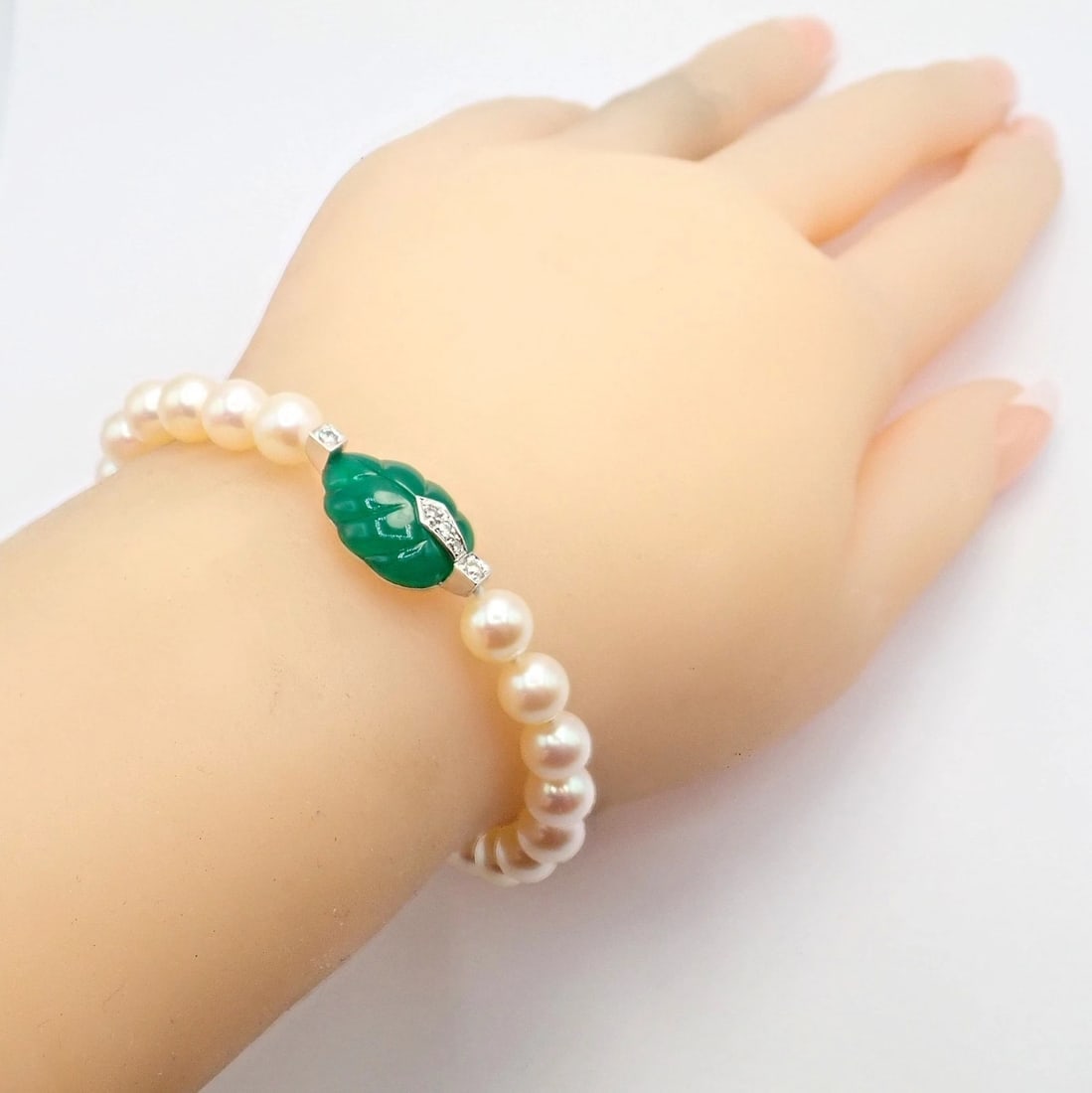 Authentic! Cartier 18k White Gold 7mm Pearl Diamond Chalcedony Patiala Bracelet - 2