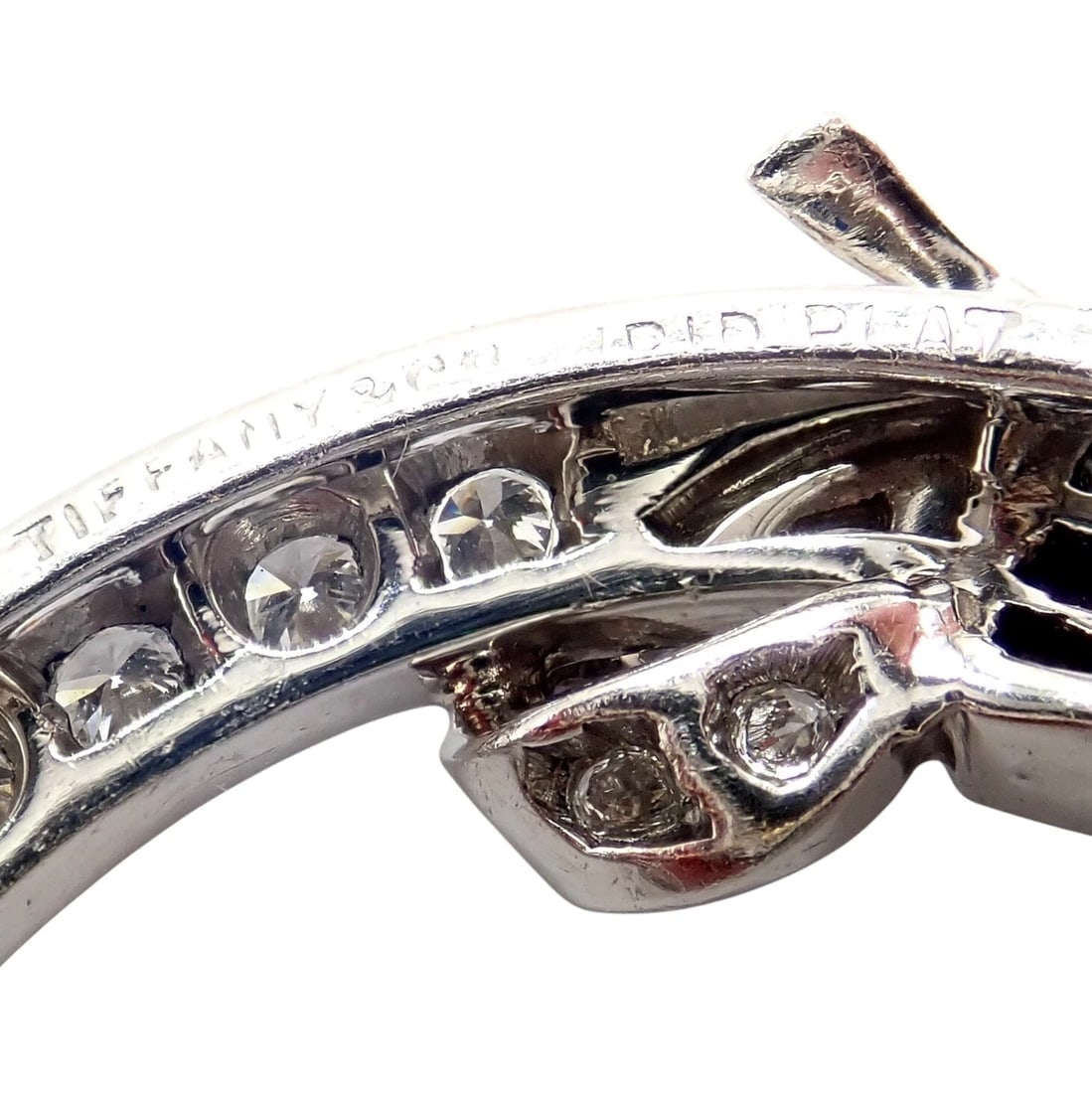 Rare! Authentic Tiffany & Co. Circle Platinum 2.1ct Diamond Pin Brooch 1920's - 4
