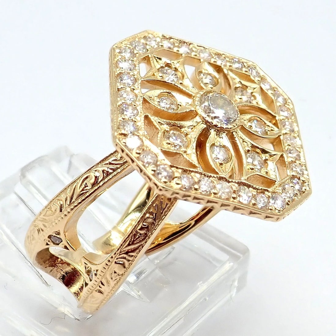 Authentic Loree Rodkin 18k Yellow Gold Diamond Gothic Cross Ring - 8