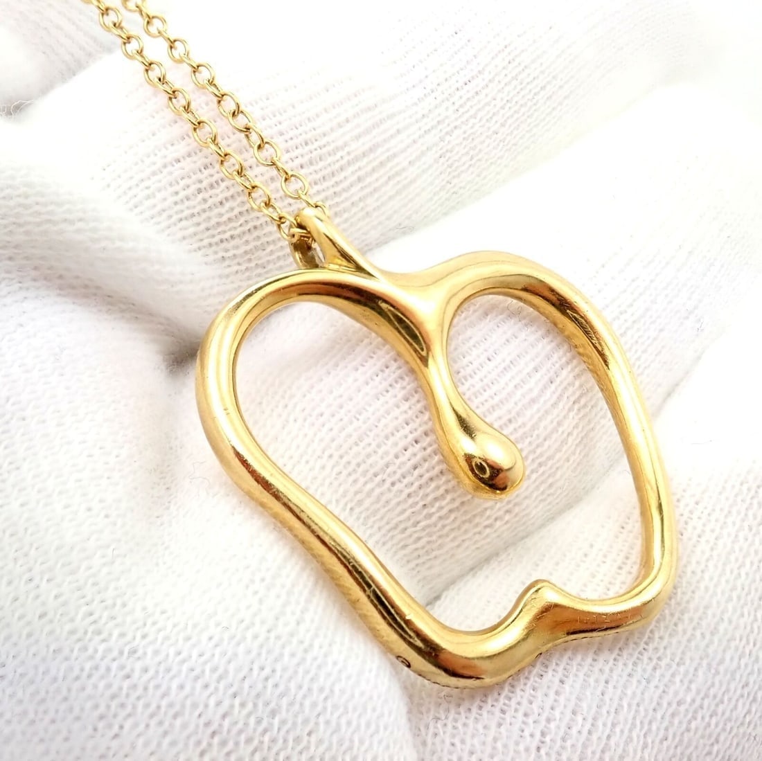 Authentic! Tiffany & Co Peretti 18k Yellow Gold Large Apple Pendant Necklace (1 of 11)