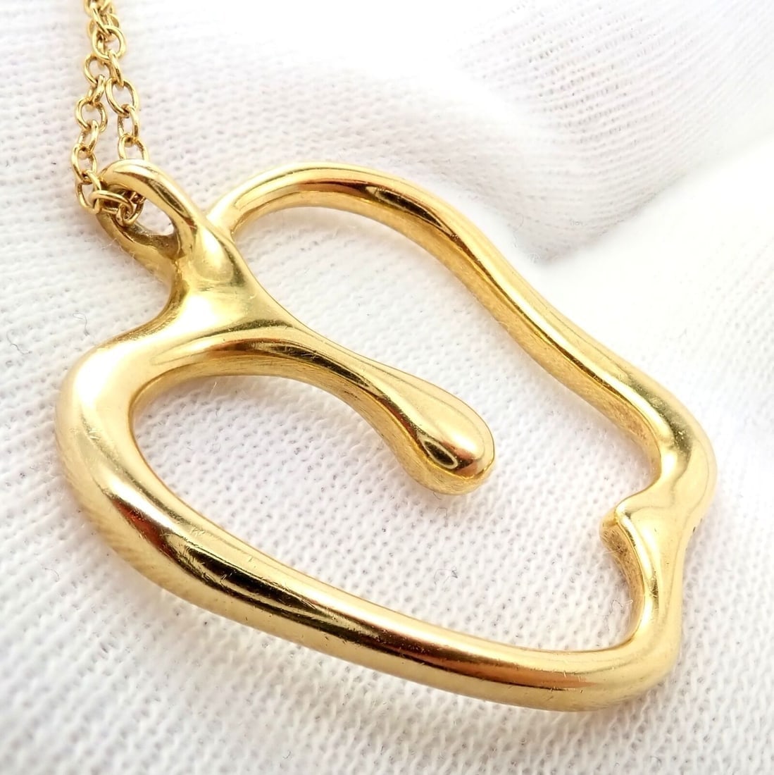 Authentic! Tiffany & Co Peretti 18k Yellow Gold Large Apple Pendant Necklace - 2