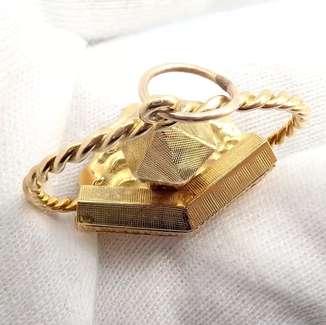 Rare! Vintage Gubelin 18k Yellow Gold Tower Charm Pendant - 7