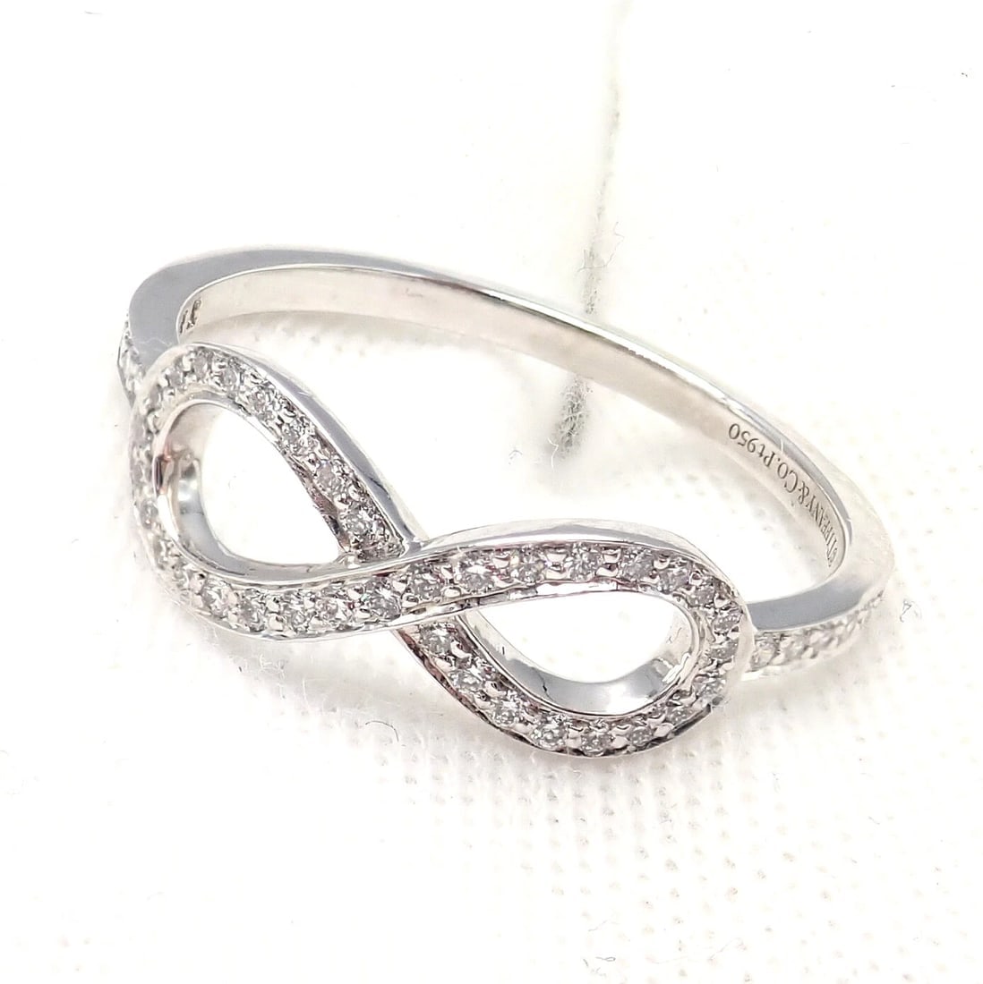 Tiffany & Co Platinum 0.12ct Diamond Infinity Stacking Ring sz 6.5 - 6