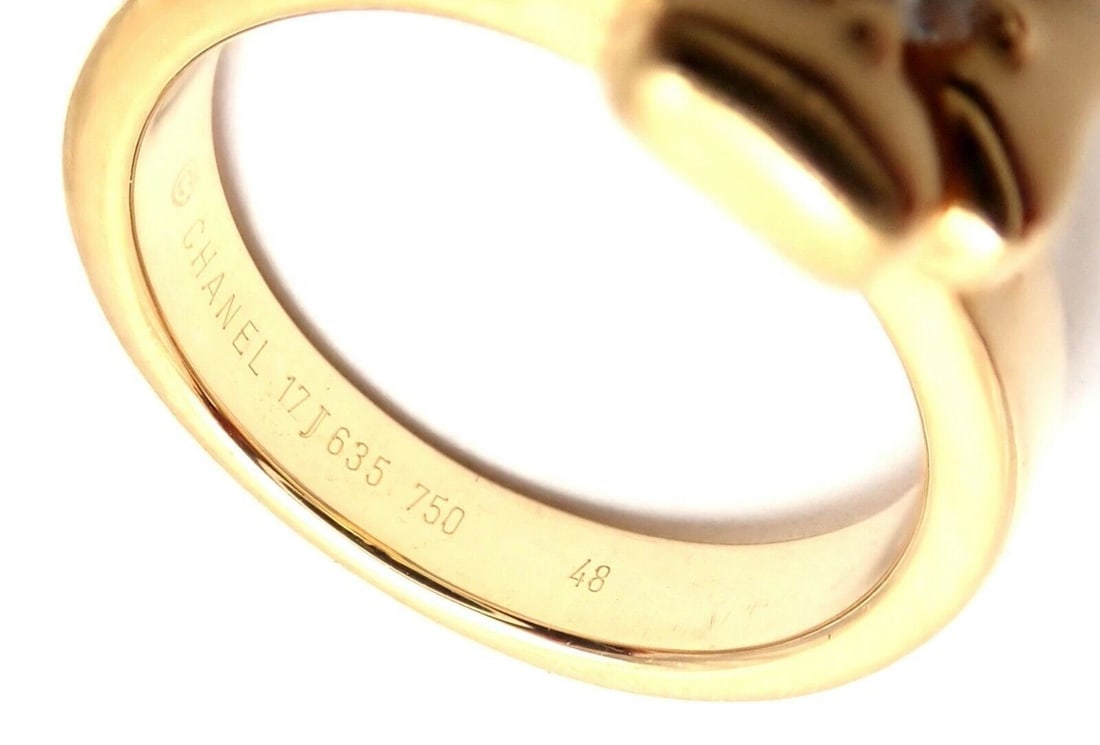 Authentic! Chanel 18k Yellow Gold Diamond Four Leaf Clover Ring - 10