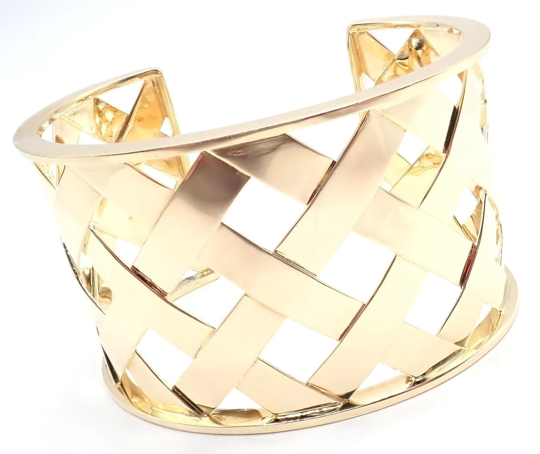 Rare! Authentic Verdura 18k Yellow Gold Criss Cross Wide Cuff Bracelet - 7