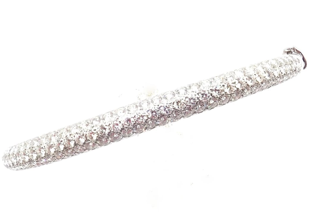 Authentic! Van Cleef & Arpels Eve 18k White Gold Diamond Bangle Bracelet Paper - 10