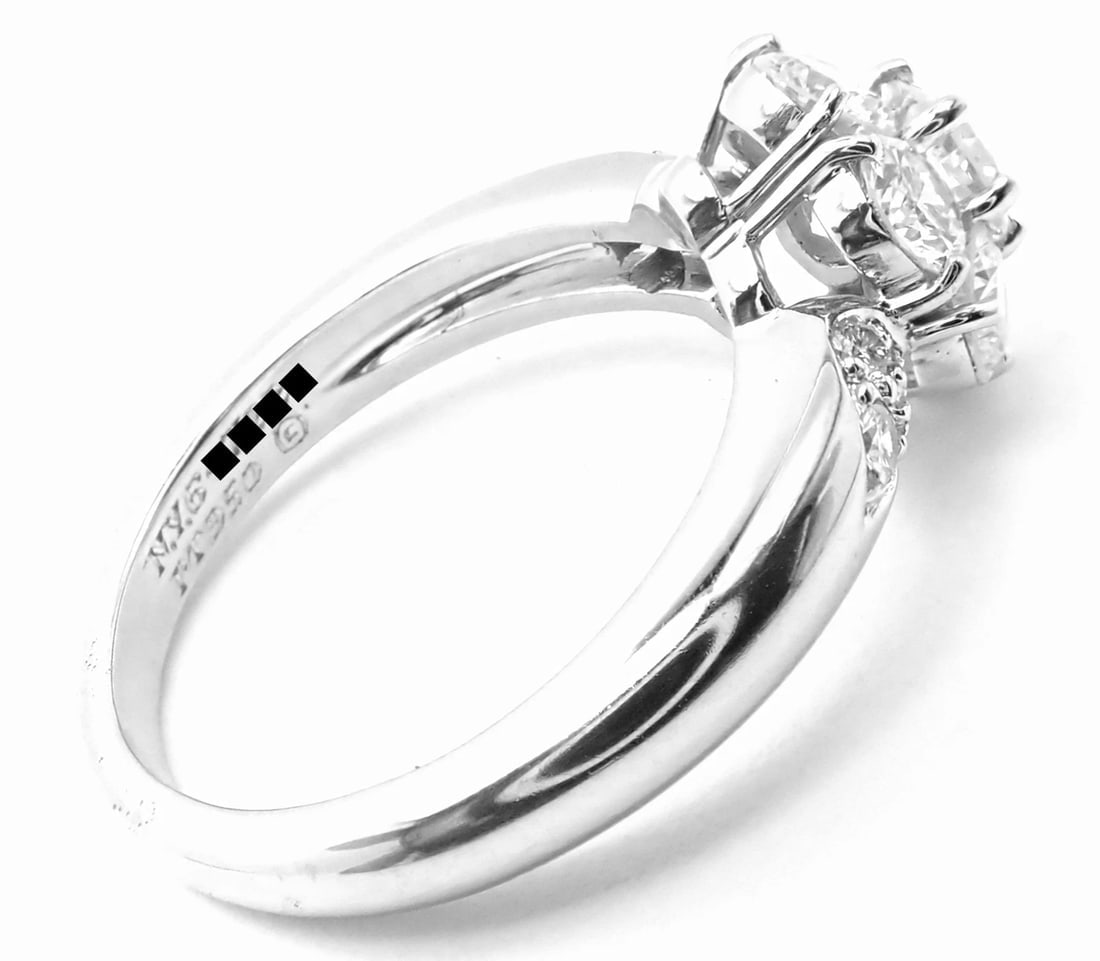 Authentic! Van Cleef & Arpels Platinum Diamond Fleurette Flower Ring - 4