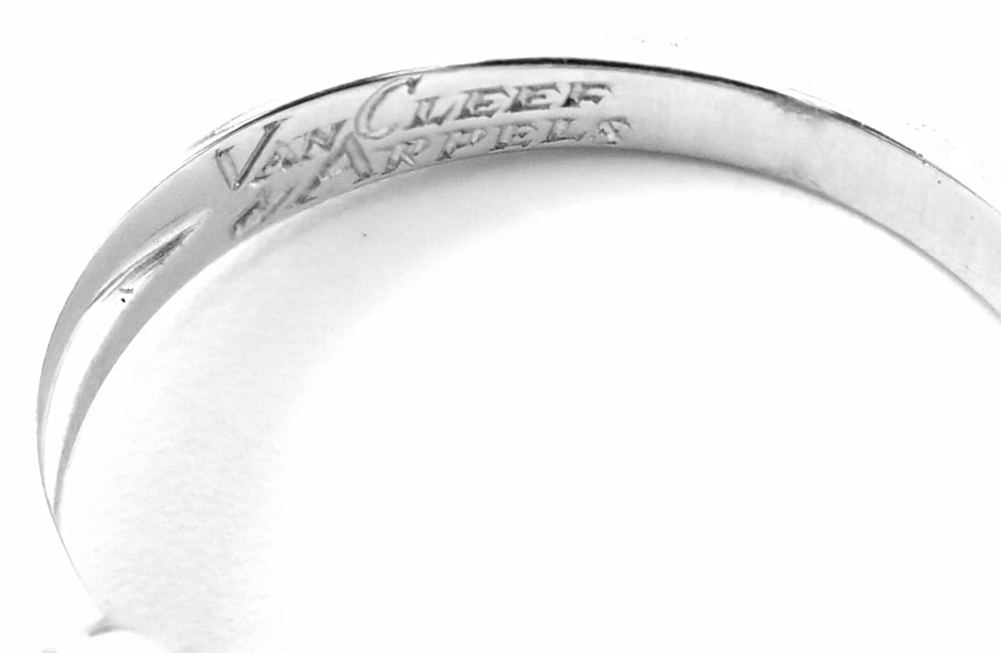 Authentic! Van Cleef & Arpels Platinum Diamond Fleurette Flower Ring - 8