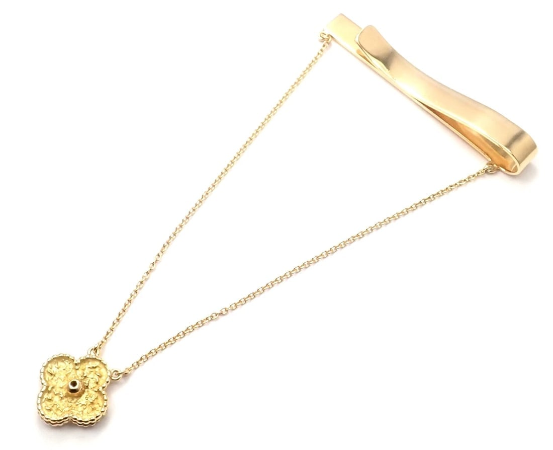 Authentic! Van Cleef & Arpels 18k Yellow Gold Diamond Vintage Alhambra Tie Clip - 4