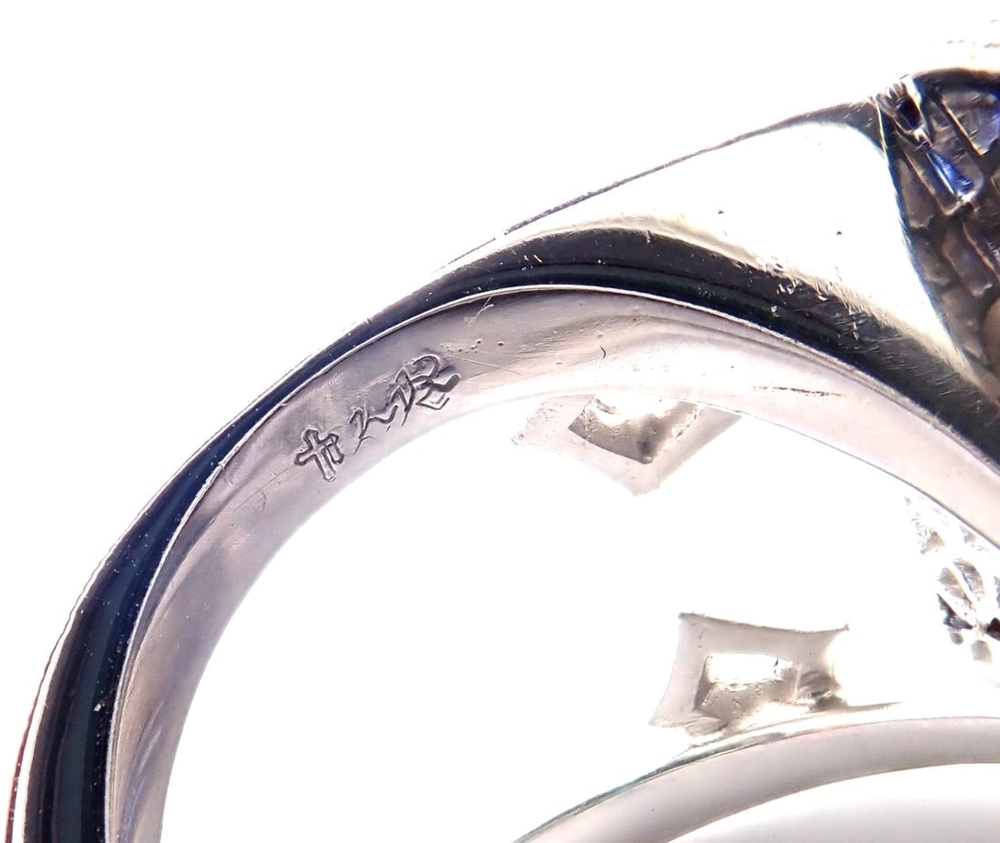 Authentic! Loree Rodkin 18k White Gold Diamond Sapphire Skull Ring Paper Box - 11