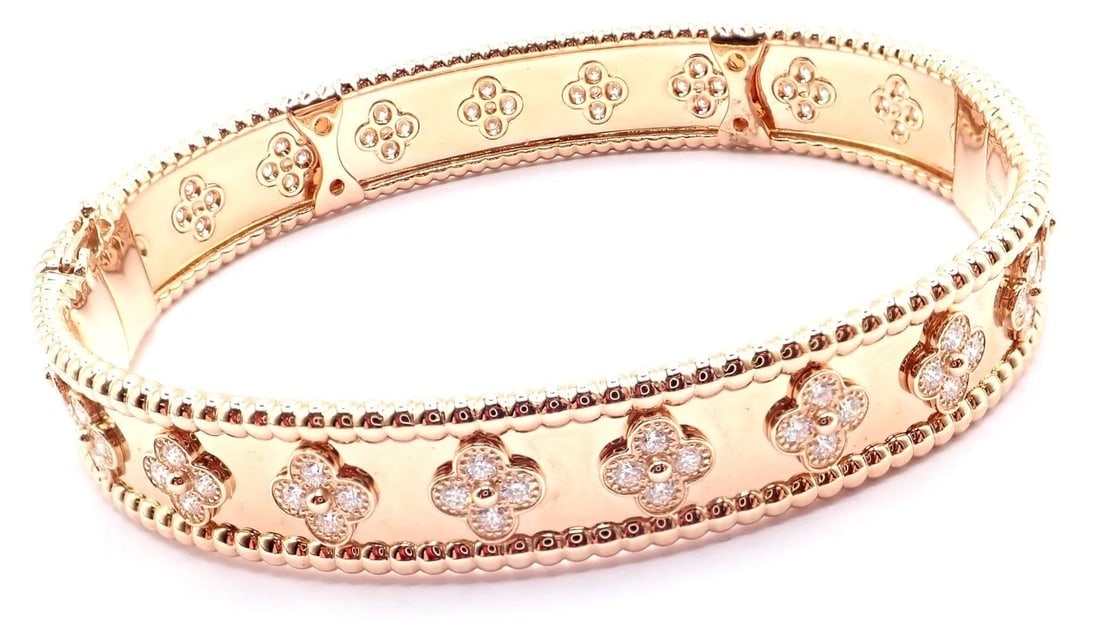 Authentic! Van Cleef & Arpels 18k Rose Gold Diamond Clovers Bangle Bracelet - 3